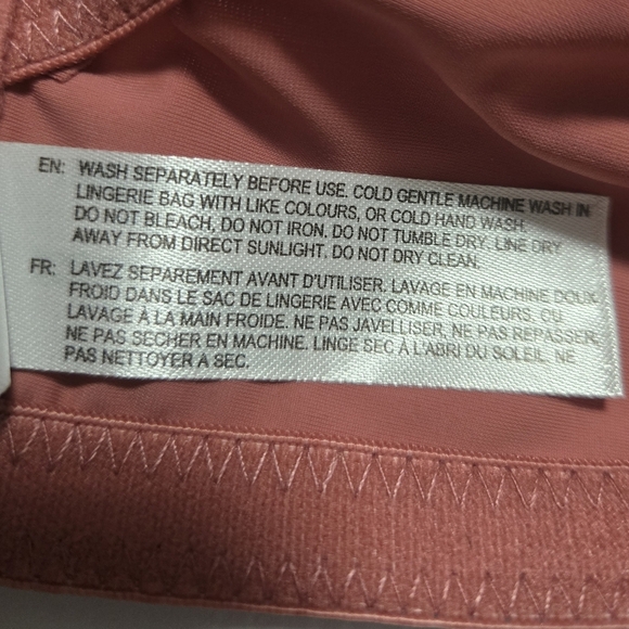 [5x$20] New Smooth Bra Caress Underwired Bra / Size 44C - Picture 4 of 8